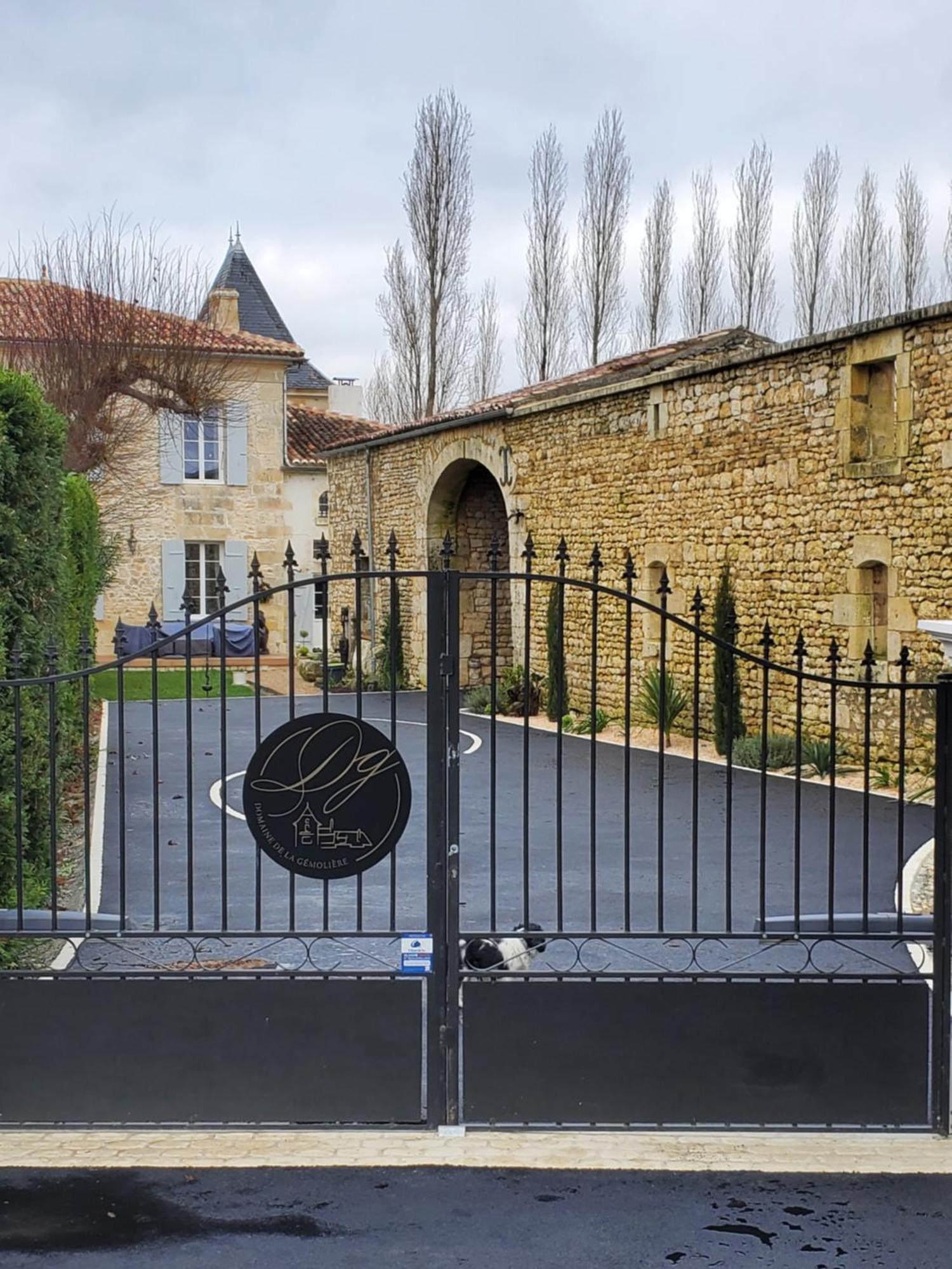 Domaine De La Gemoliere Bed & Breakfast Gémozac Dış mekan fotoğraf