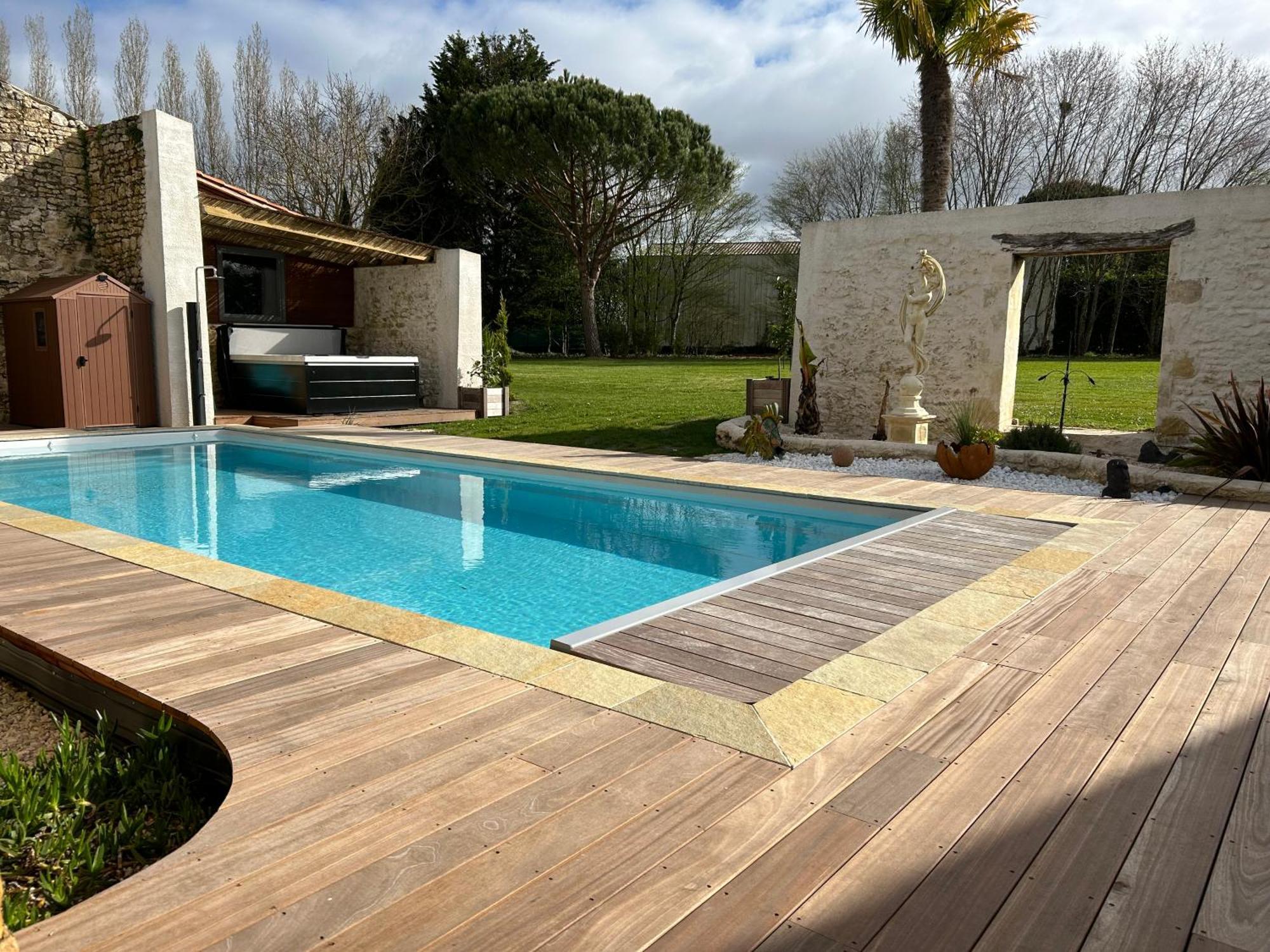 Domaine De La Gemoliere Bed & Breakfast Gémozac Dış mekan fotoğraf